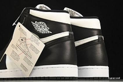 Hyperoad 85 NIKE Retro High AIR White JORDAN Black 1 0825